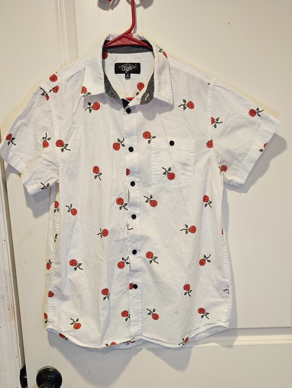 Eighty Eight White Short-Sleeve Button-Down Shirt with Red Rose Print